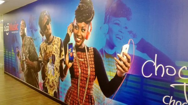 edward92_'s tweet image. @visualdesignsas ¿NECESITAS PUBLICIDAD ADHESIVA? CONTACTANOS Y RECIBE LA MEJOR CALIDAD Y DISEÑO.