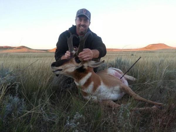 Farmsteadarcher's tweet photo. Carbon Express Crossbow and Antelope "connect" at 67 yds last week in Wyoming! Congratulation John! http://t.co/qE8NpVlYAv