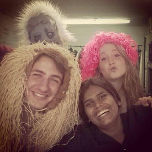 Vanmiddag het kledinghok opgeruimd ! Lekker gek doen met me mede switchers !