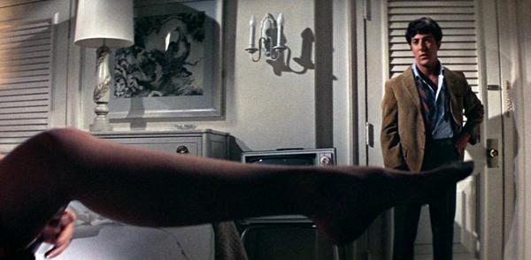 shallettt's tweet photo. Graduate as my #CinephilePhoto I challenge @natamotola @dannymosqueira @dino_steve http://t.co/17lSyGwUvv