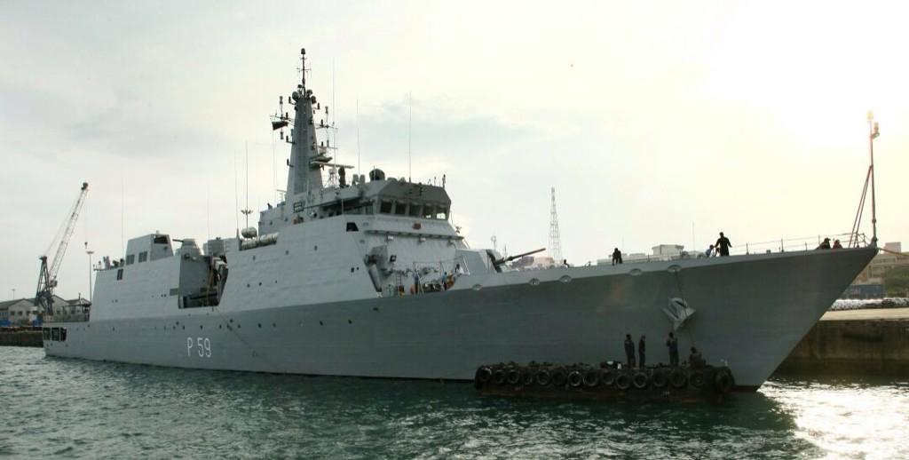 BwoJgF7CMAAVR4f.jpg:large