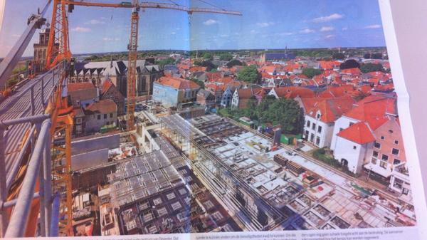 Mooie impressie in <a href="/CobouwNL/">Cobouw</a> van @BAMutiliteit werk #Deventer met... De PLUS polyplaatvloer van <a href="/Betonson/">Betonson</a>