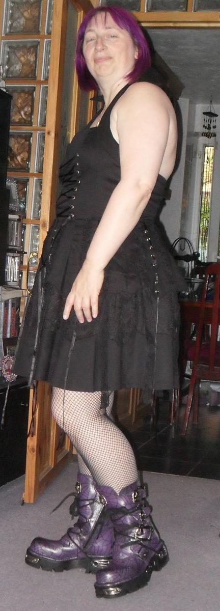 Twinkletoeonly's tweet image. These Boots are made for walking &amp;amp; one day their gonna walk right over you! hahaha #boots #Gothic