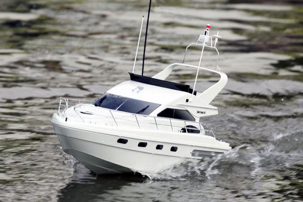 posthoc_'s tweet photo. @Cryptoleone clearly this is the type of boat they were referring to... http://t.co/2l9EFDFEaS