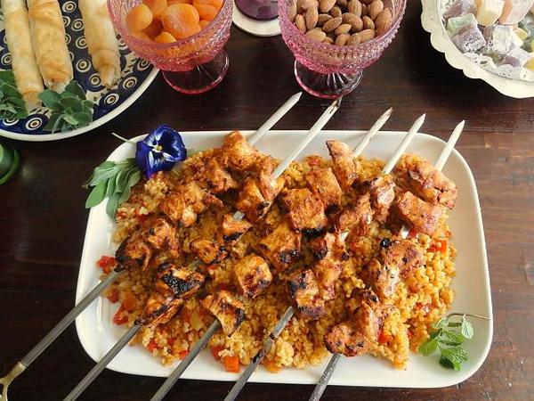 Hi  I cook, run cooking courses give talks&amp;demos on colourful Turkish mezze dishes FBpage facebook.com/Mezzeturca