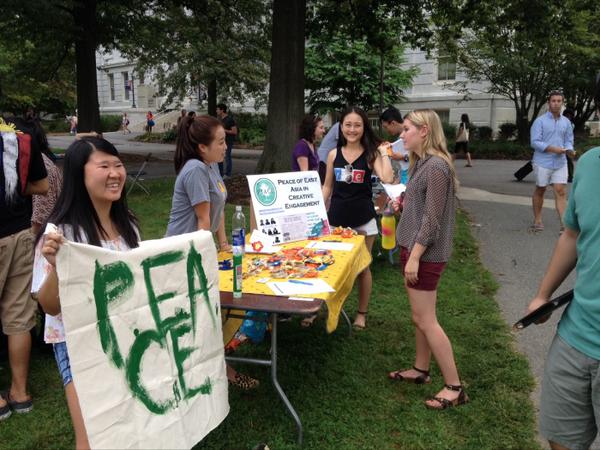 AUPeaceClub's tweet photo. Tabling at the student activities fair! #150signatures http://t.co/UhM95BLoA6