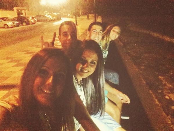 CaroRoldan123's tweet photo. Fuengirola @Yaniraaa_ @AnaMorillo5 http://t.co/lILaL8JHTa