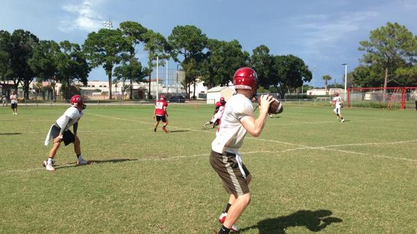 VBFootball's tweet photo. Carson Proctor throws in skelly session today! #BEATmartincounty #VEROnation http://t.co/2NuWSXwOpj