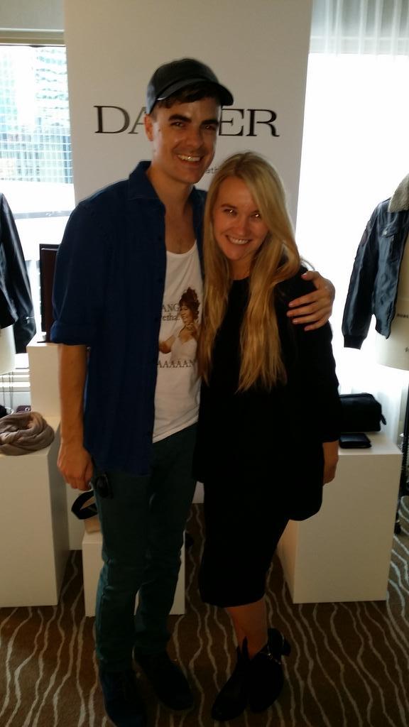 Finally got a leather cap!! Wooooo <a href="/Danier_Leather/">Effortless Bank</a> @kristinsagan <a href="/rockitpromo/">rock-it promotions</a> @theFList #Tastemakers10 #tiff14