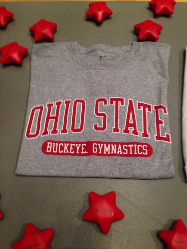 BlockOGym's tweet photo. RETWEET THIS FOR A CHANCE TO WIN THIS AWESOME SHIRT!!! And come to Block "O"pening Night starting NOW in the Union! http://t.co/q8apAqtanf