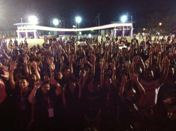 Trifinity2014's tweet image. YOU GUYS ARE AWESOMEEEEEE!!!! ✋✋✋✋👏👏👏👏