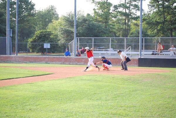 taylordaniell6's tweet photo. Summer ball!!!โพ๏ธ #torosbaseball http://t.co/mV54KztuJ3