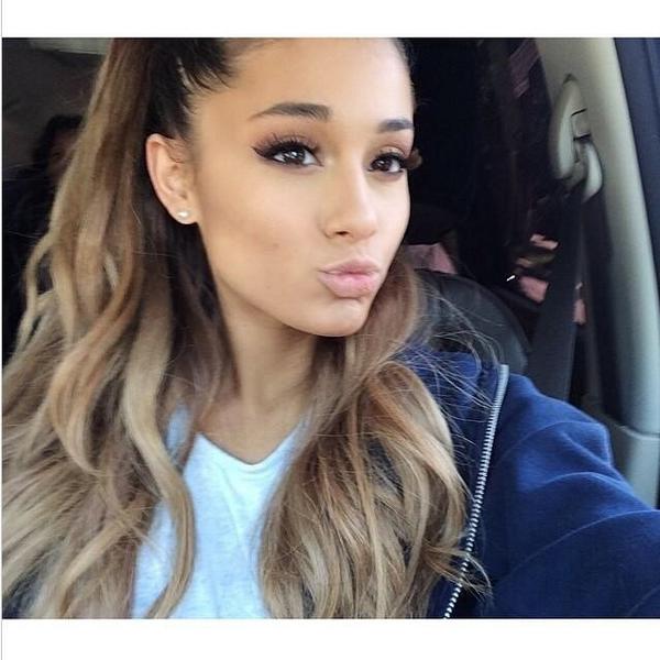 AriGrandeeDH's tweet photo. 💕 http://t.co/twm8gRdfXA