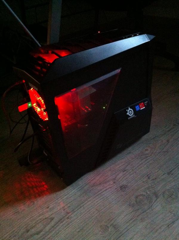 mantakysFR's tweet photo. Au calme ! #pcgamer #ldlc #gosurcounterstrike http://t.co/QGQgTGbP7F