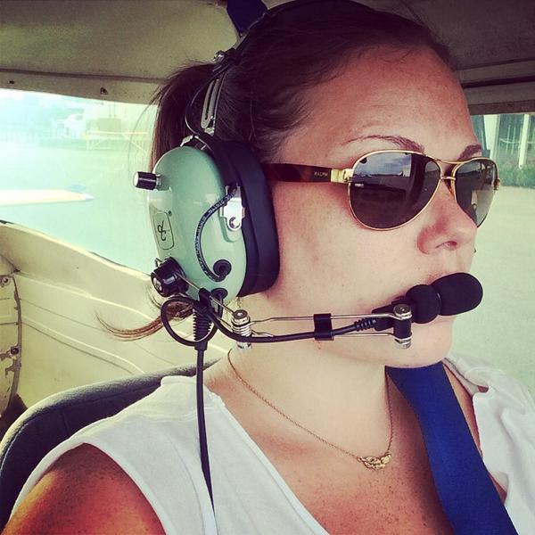 marychastain's tweet photo. Yay! RT @JessaNaomi: America, your newest pilot in command. #avgeek #firstsolo #greasedit http://t.co/ZDxsOW7KHJ