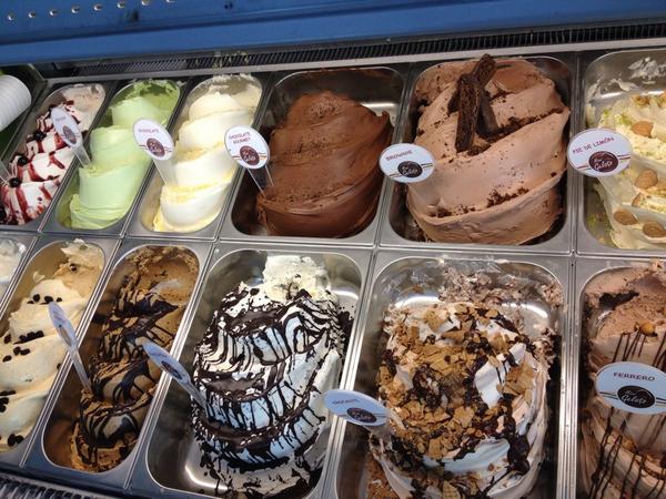 maxigelato's tweet photo. Delicioso Gelato !!! http://t.co/CsPWWr3J42