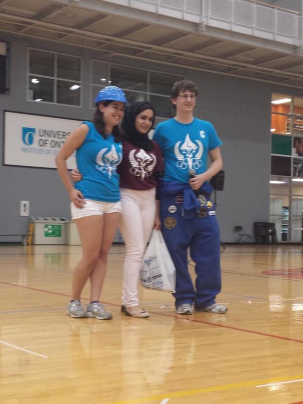 UOITOrientation's tweet photo. Award! 
#FESNS #uoitorientation http://t.co/6k209e5WiY