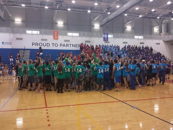 UOITOrientation's tweet photo. Congrats #FacultyofScience for being the 2014 winners of Stanley!  #FS
#uoitorientation http://t.co/Qw6IxAFsTT