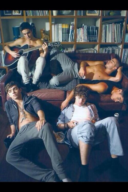LalyMoonchild's tweet photo. Happy #WantedWednesday #FetusWeek
WatchGladYouCameOnVEVO @_nataliaTW @luluwanted http://t.co/MFbhesSHrn