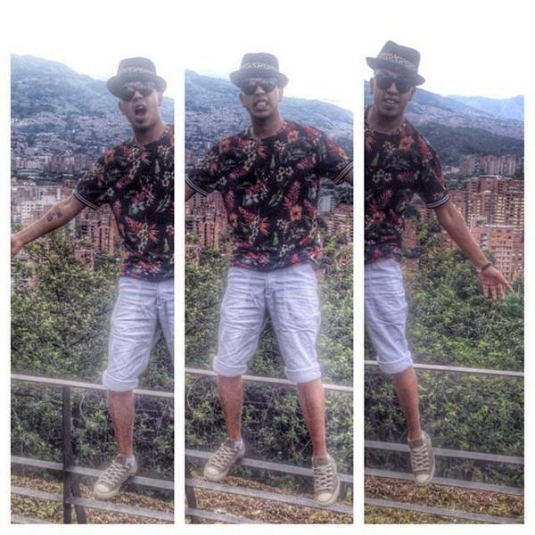 27_Mariii's tweet photo. Revel's  Revel's Revel's gracias por tu terquedad, eres deseada por muchos pero mía nada más. *o* http://t.co/t72MjBlpGF