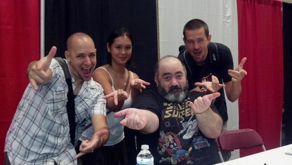 Protosymbiont's tweet photo. Great times at @FanExpoCanada with the amazing @DanSlott http://t.co/ct4S3IfdYK