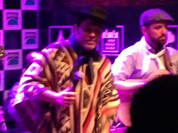 JosoeNiendicker's tweet image. Pocket-Show @jocacantor no estande #Merial #Expointer2014 #EuSouBagual #AíQueEuMeRefiro