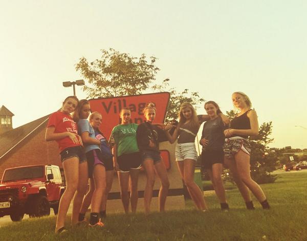 kaceyharper7's tweet image. low-key just tore up Village Inn with my girls #hawkvolleyball