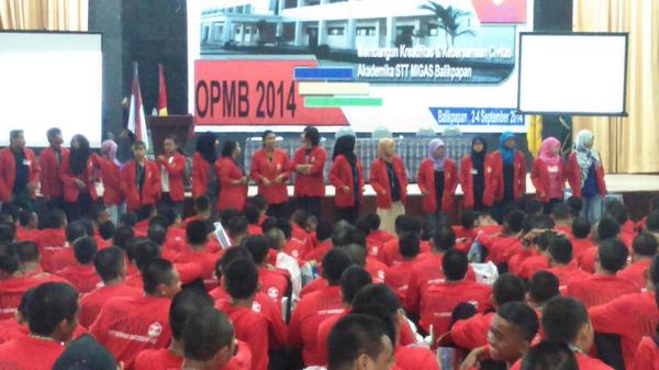 spesttmigassc's tweet photo. Presentation from @_bmvsttmigas. #successOPMB2014 http://t.co/BTeAd8CRkN