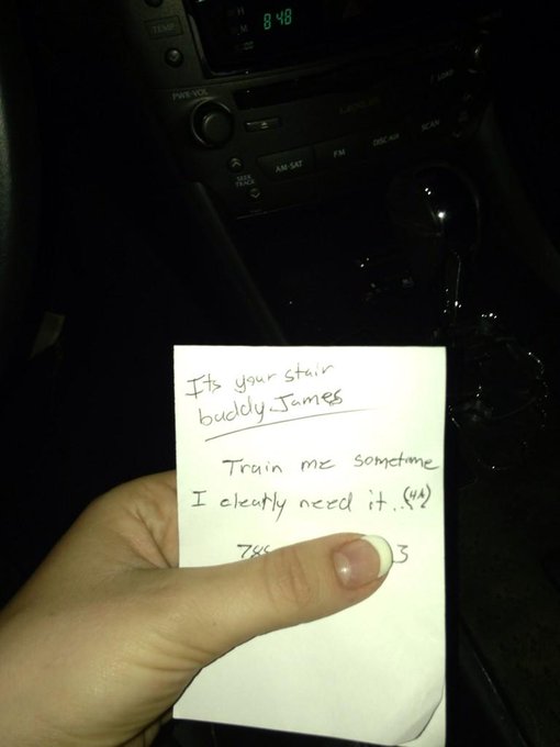 when gym lover leaves notes on your car lolol http://t.co/xfapLZDQkp<a href="/tag/latenighttherapy"class="tags"><span>#latenighttherapy</span></a>