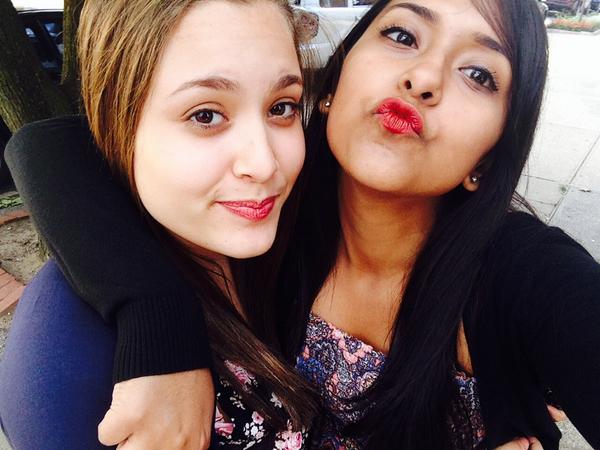 deniseeeeex3's tweet photo. Shoutout to @simplybinitax3 for being my only friend and spending this summer with me doing nothing #byesummer2k14 http://t.co/ZbTYqX1l7k