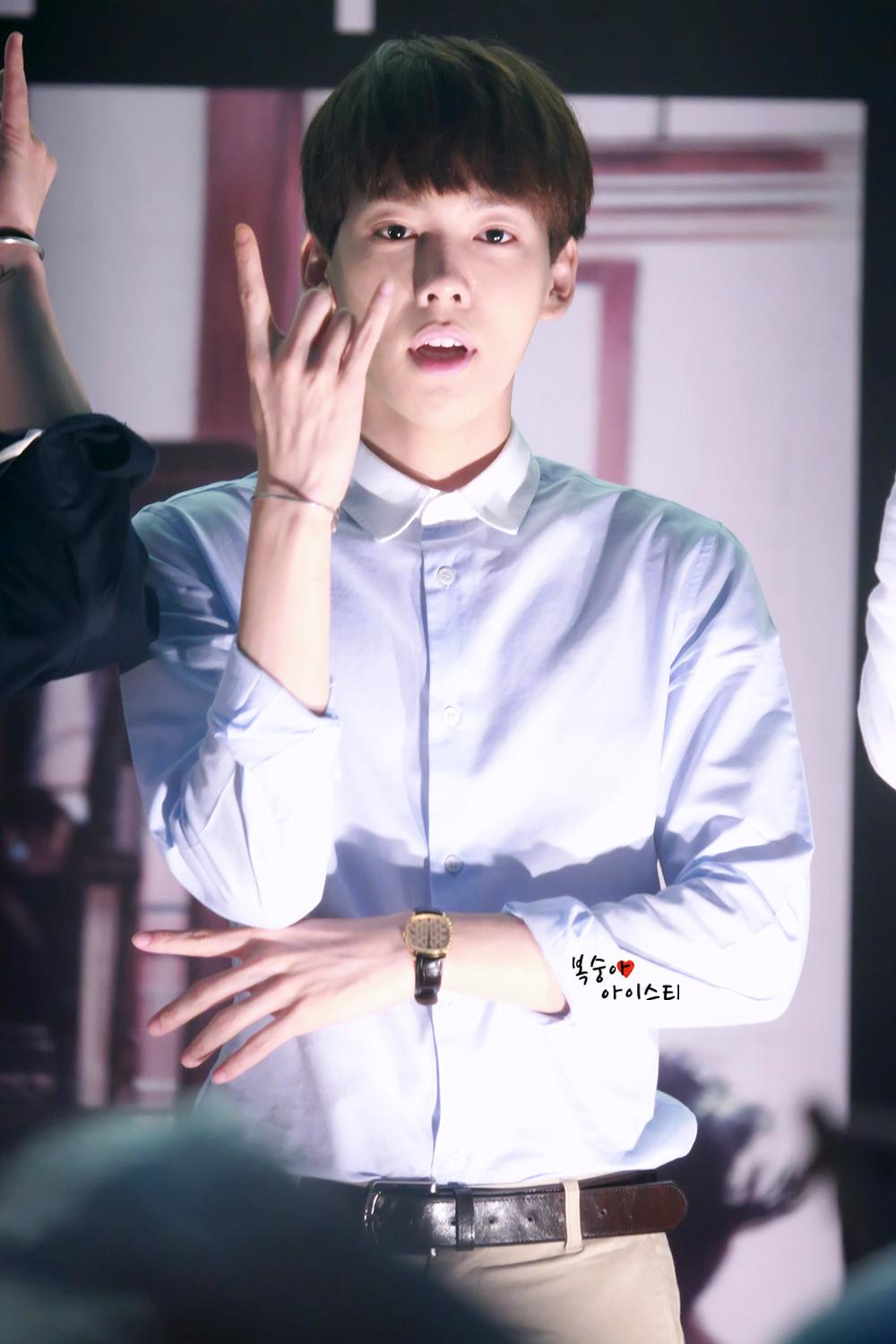 BwqWFOfCYAAMpF0.jpg:large