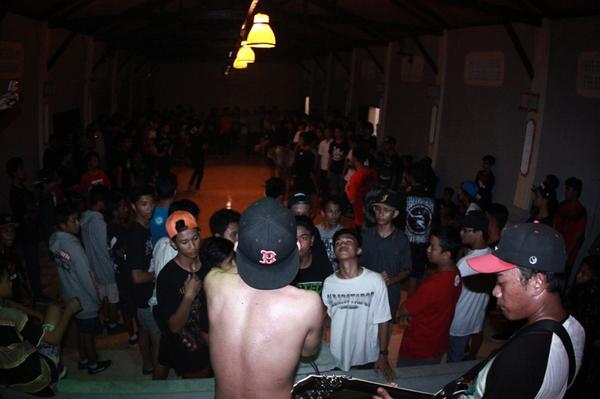 THROWBACK BALI tweet media