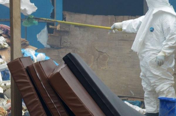 JornalOGlobo's tweet photo. OMS eleva em US$ 500 milhões estimativa de gastos para conter ebola. http://t.co/myoMbei21Z http://t.co/wurhyyWTiN