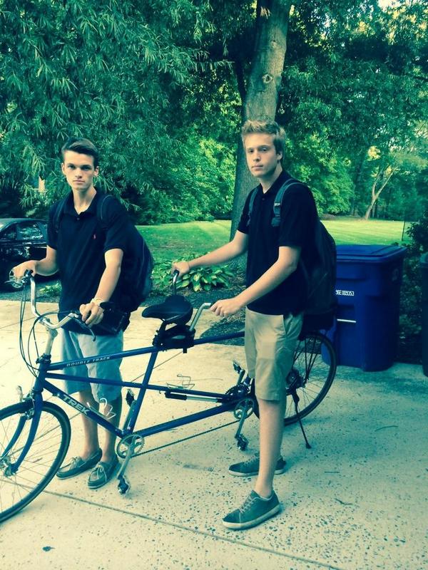 smittywerben234's tweet photo. #tandemtime http://t.co/X8mXvwTtqU