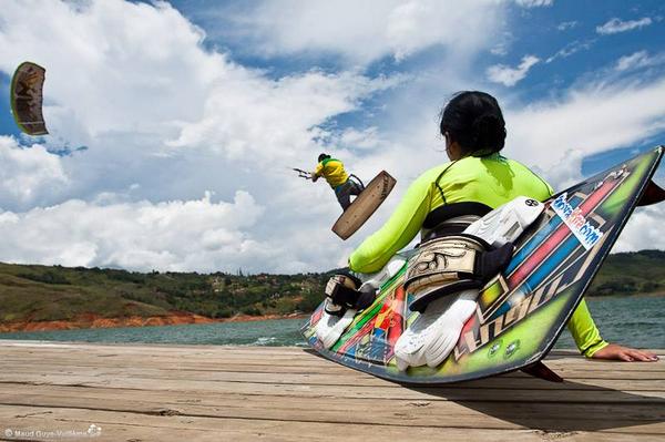 KiteAddictCol's tweet image. KiteAddictColombia invites to the first KiteCamp for Girls in el Cabo de la Vela! You want to learn how to kite,