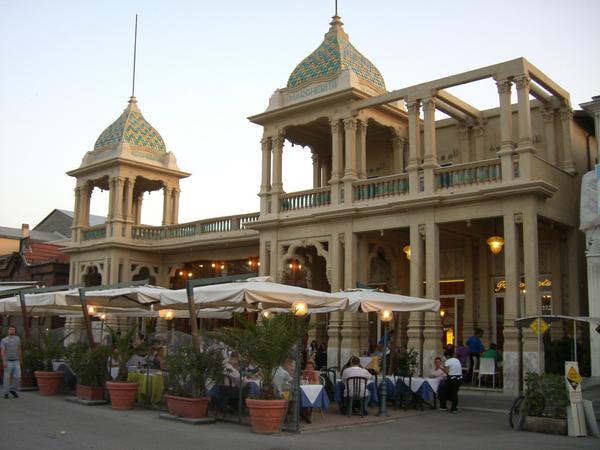 si_italy's tweet photo. Тоскана. Виареджио http://t.co/oZsGb7JpNw