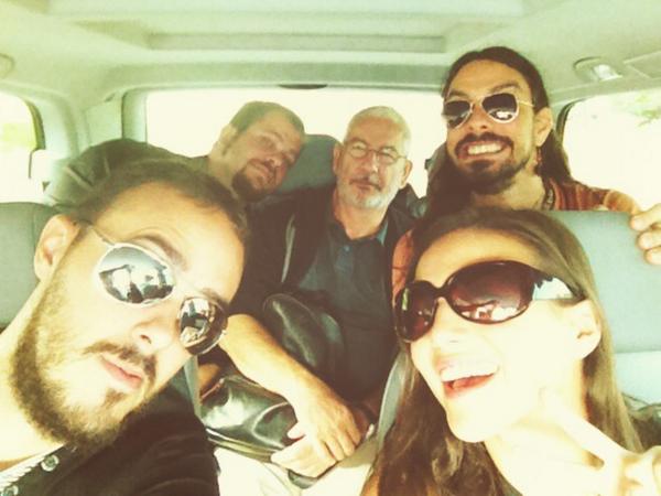 ElisaMouliaa's tweet photo. .A las 11 presentamos #CieloConDiamantes @LuisLarrodera @RashCanta @diego_arjona nueva serie de #Prointel! #FesTVal http://t.co/WasW1e2CAB