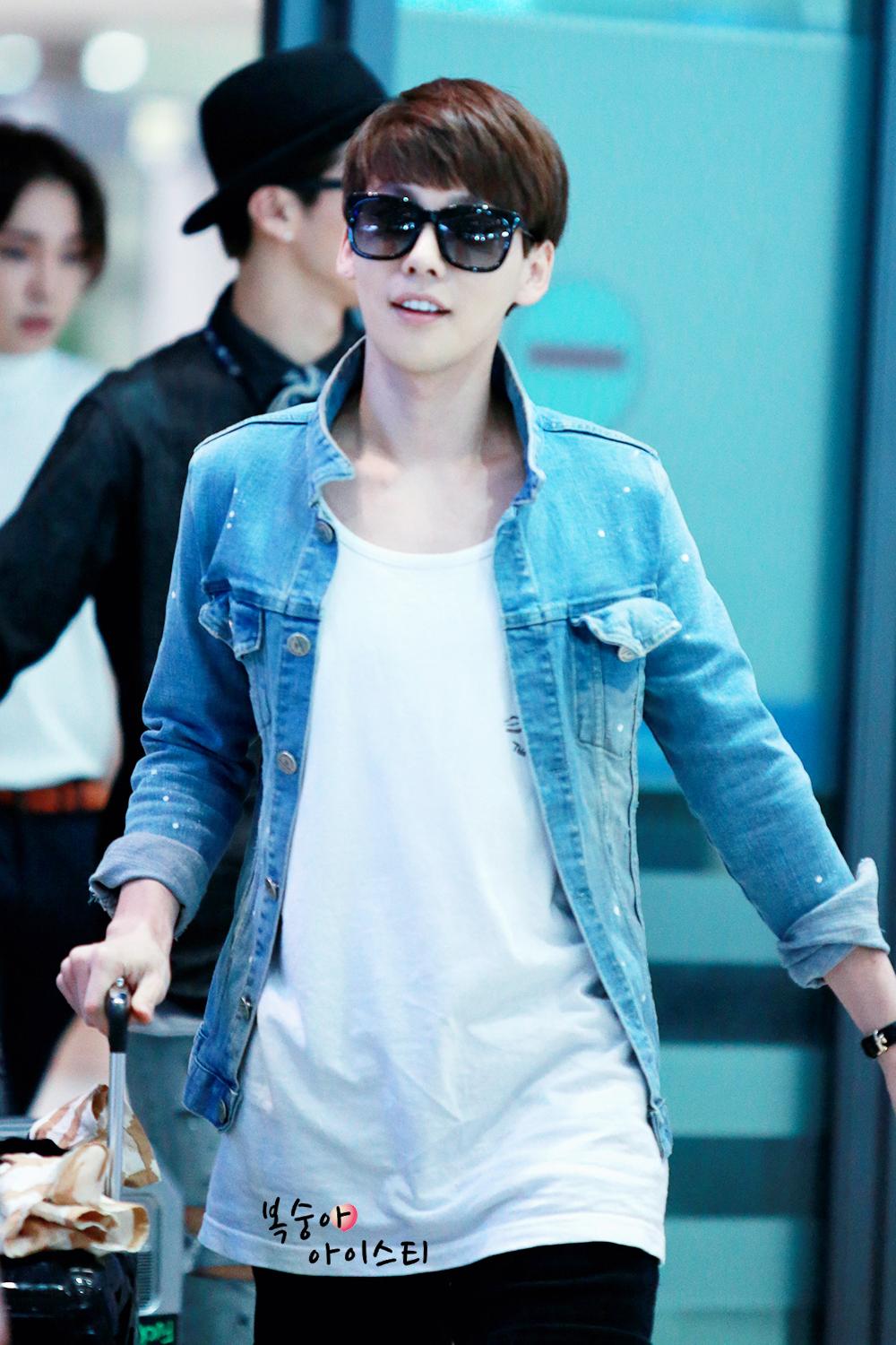 BwrW3ZNCUAAJ7U6.jpg:large