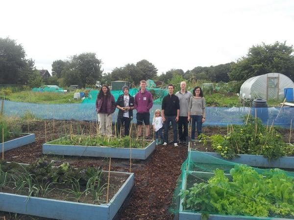 Morning all #letsgrow together welcome to join us today 1pm-4pm at churchlane allotments just off Queenswood Drive RT