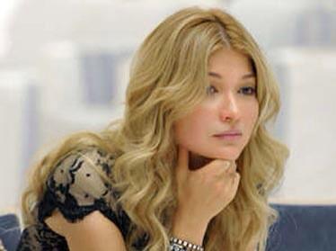 InthehouseSelim's tweet photo. #GulnaraKarimova открыла в Карши Национальный культурный центр. http://t.co/xyrsoPkFos. http://t.co/LiS5PT8gvw