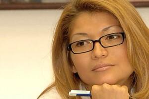 InthehouseSelim's tweet photo. @Gulnara Karimova провела мастер-класс для молодых журналистов. http://t.co/uO1ciDxtRZ. http://t.co/ztAJgP0g98
