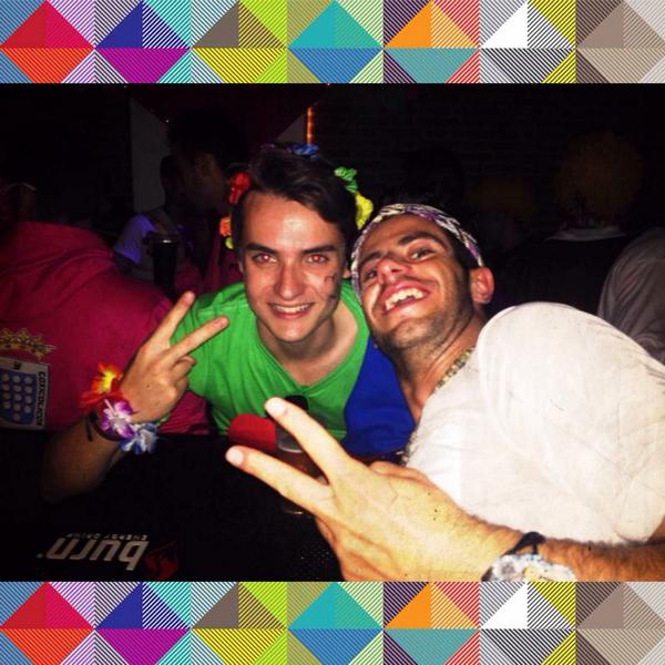 CyLwowUser's tweet photo. #MedinadelCampo | La "Flower Power" de @BLVDcafeycopas volvió a triunfar un San Antolín más http://t.co/FENRQS1iMQ