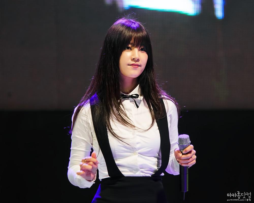 BwrluhFCcAAeQZR.jpg:large