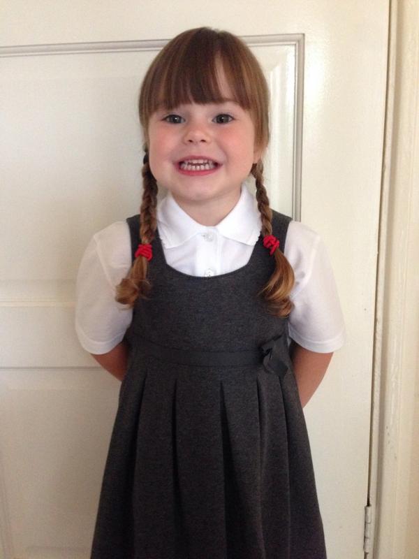 katiefbrown's tweet photo. @ThePrawnster22 Good luck today my gorgeous girl. #firstdayatschool #loveyou http://t.co/wsaSWDsGJ1