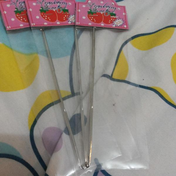 RLoom__OlShop's tweet photo. @Deffani_Gaje28 crochet hook mau? Only 10rb :) http://t.co/PAcmfHxvpk