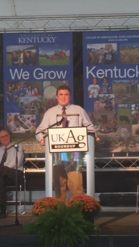 rotarylexky's tweet image. Student Speaker Ben Connor, Junior and #Rotaryscholarship winner now takes the microphone.