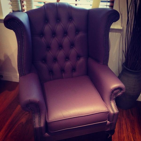 NinaElsbyAdams's tweet photo. ๐๐In love with my new purchase! #princessthrone ๐ thought of you H! @panthersgym http://t.co/xCoN25vsYQ