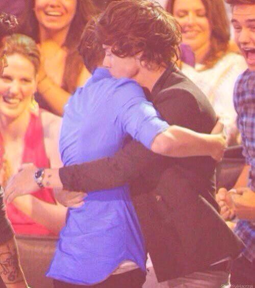harrystyfk's tweet photo. Un mes con este enanin. ❤ http://t.co/VOSmk9oScN
