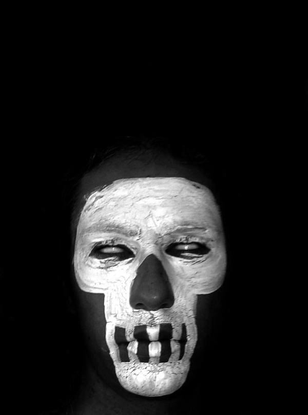 RicardoPAViegas's tweet photo. Mask nº5, 02-09-2014. http://t.co/Xv1vMzN4e7 http://t.co/mDM1q0i95R