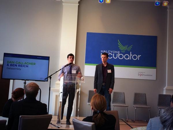 acceldc's tweet photo. Fellows @Diana__Sierra @kamanda @arijraz @datasembly present their inspiring #socent innovations. #HalcyonLaunch http://t.co/ZPQnYLfJge